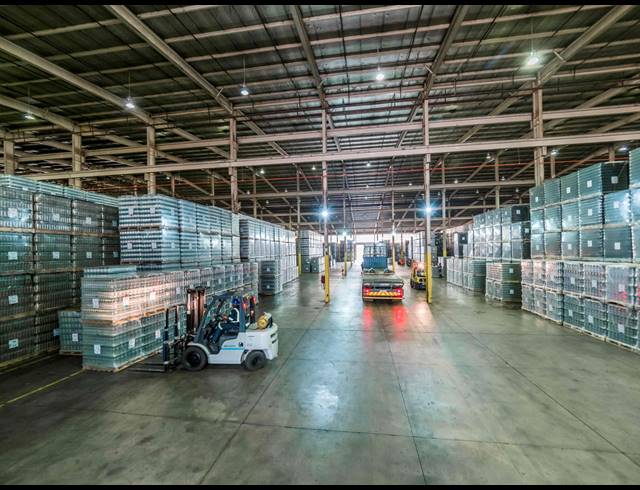 24,050M² WAREHOUSE TO LET IN WILBART